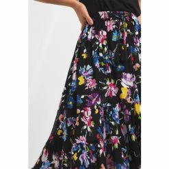 Joe Browns Black Striking Skirt 8 Joe Browns Black Striking Skirt -Joe Browns shop unnamed file 2905