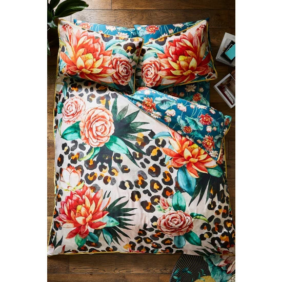 Joe Browns Multi Lavish Leopard Floral Reversible Bed Set 2 Joe Browns Multi Lavish Leopard Floral Reversible Bed Set - Image 2
